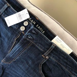 NWT American Eagle Outfitters - Hi Rise Flare Jean